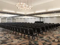 DoubleTree by Hilton Virginia Beach Hotels near Owl Creek
