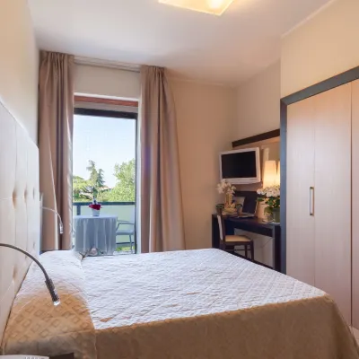 Suite Hotel Elite Hotel berhampiran Piazza del Nettuno