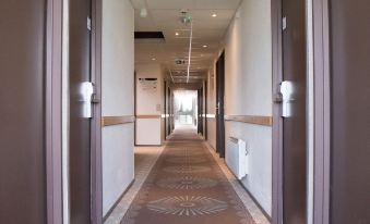 Brit Hotel Toulouse Colomiers – L’Esplanade