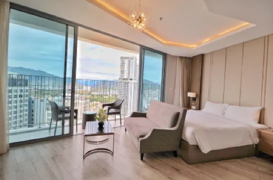 Wise Stay Panorama Condotel Отели рядом с достопримечательностью «Университет Тон Дук Тханг - кампус Нячанг»