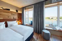 Me and All Hotel Kiel, by Hyatt Hotels in der Nähe von Sternwarte der FH Kiel