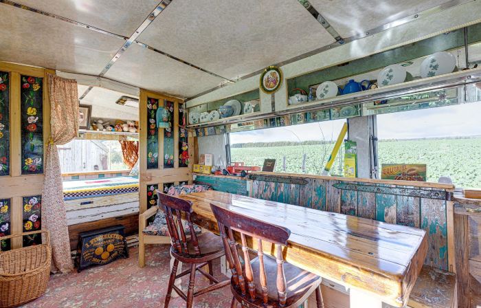 2 X Double Bed Glamping Wagon at Dalby Forest