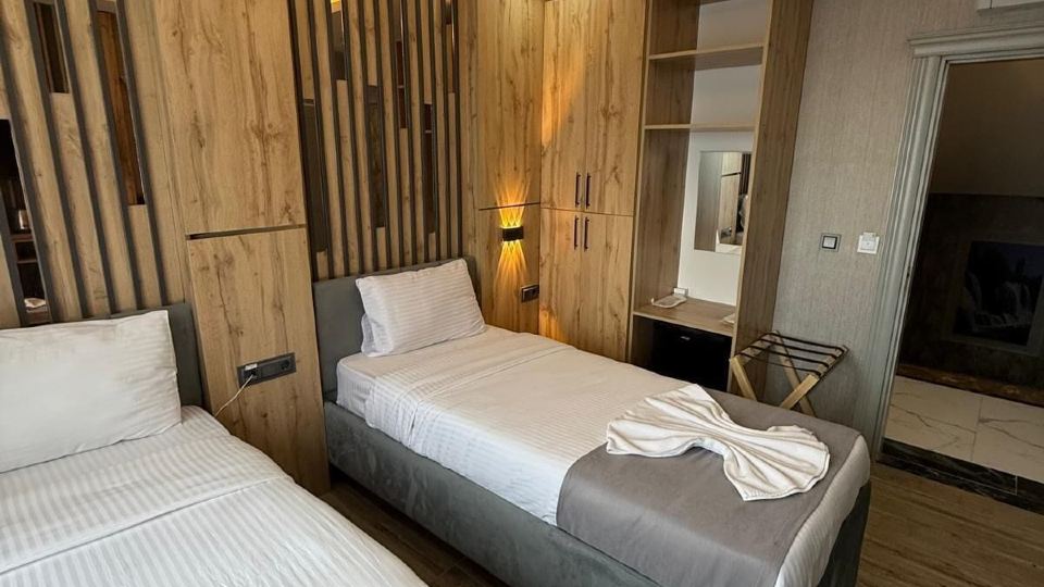 World Say Hotel