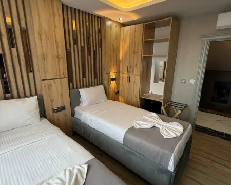 World Say Hotel Hotels in Van