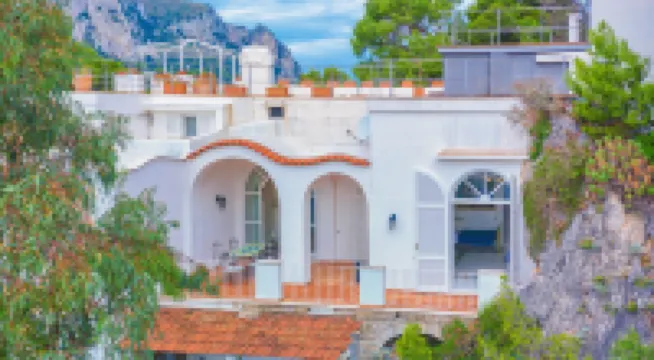 Villacore Capri