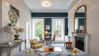 Light-filled Period Apartment - Central Bath
