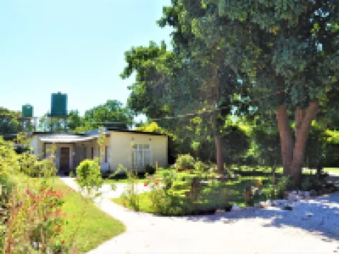 Natwange Backpackers Các khách sạn gần Chinese Centre