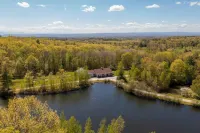 Modern Farm Home 2hr NYC BOS Peaceful Wifi