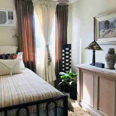Bella's Private Condominium Rooms