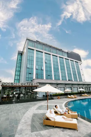 Songlam Waterfront Hotel Отели рядом с достопримечательностью «Phong Phan Pagoda»