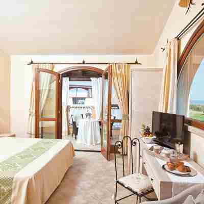 Hotel Baia Del Porto Rooms