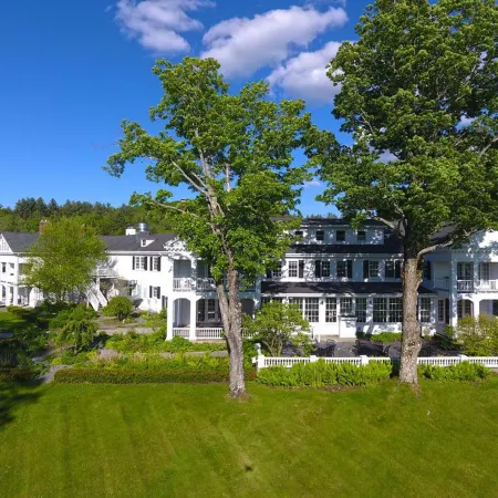 The White House Inn