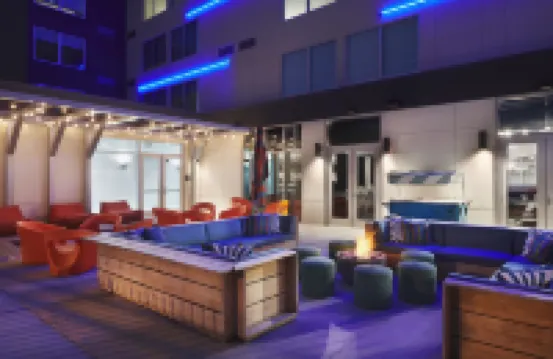 Aloft Atlanta Perimeter Center - parking