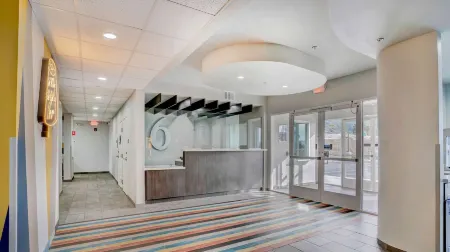 Motel 6 Highland, CA – San Bernardino – East Отели рядом с достопримечательностью «East Highland Reservoir»