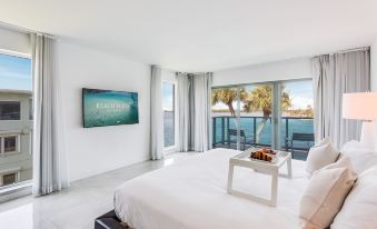 Beach Haus Bal Harbour