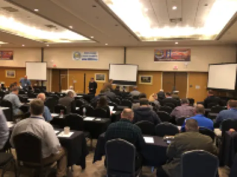 โรงแรมแคปปิตอล พลาซ่า โรงแรมในแฟรงก์ฟอร์ต