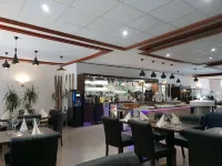 Enzo Hôtels Premier Prix - Logis Amnéville Hoteles en Amnéville