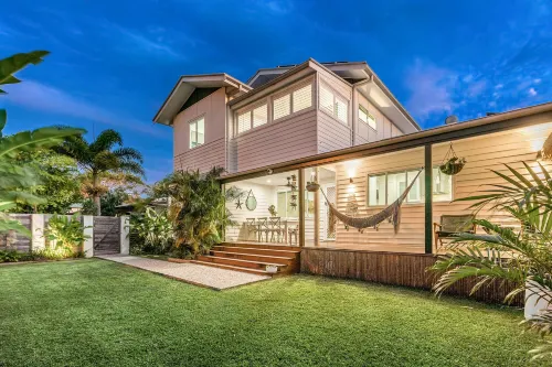 Azur Byron Bay - breakfast