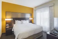 Residence Inn Denton - Pet friendly