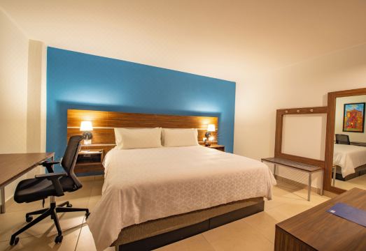 객실 내부 전경