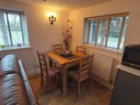 1 Bed Flat - Sleeps 4 - Garden - Parking - Wifi Hotels in Hawkshead