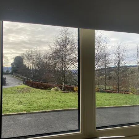 Rostrevor Valley 6-Br Sleeps 20 w Hot Tub & View