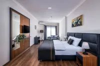 SH HOTEL BUSINESS - balcony