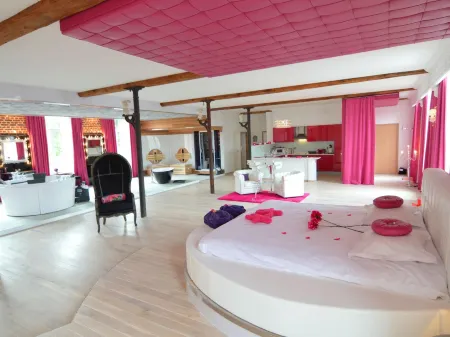 Lush Apartment with Sauna, Hot Tub, Mountain Views in Ensival Отели в г. Вервье