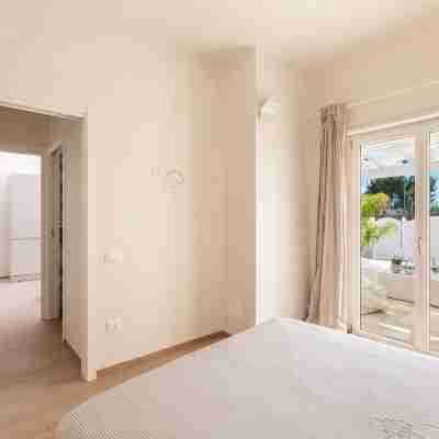 1962 la Giada Rooms