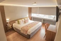 Hotel Ambato Отели в г. 