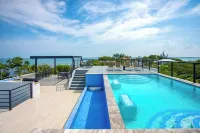 Sunset Gecko Condos - Unit 1A - Pools