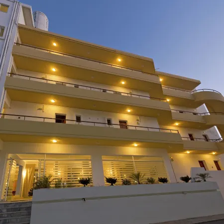 Trianta Hotel Apartments