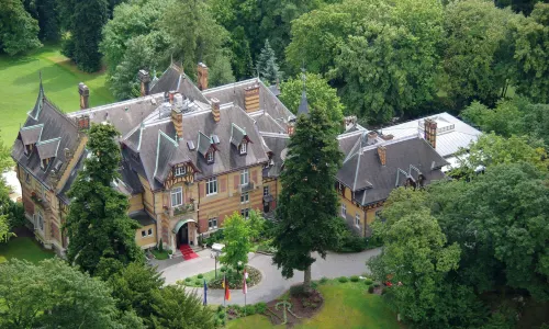 Villa Rothschild, Autograph Collection