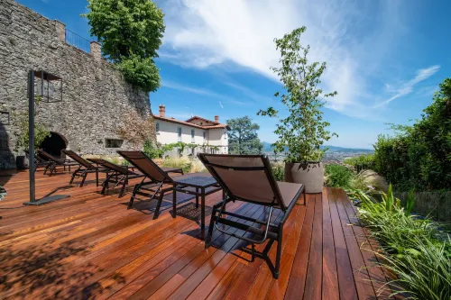 Relais San Vigilio Al Castello فنادق في پونته سن پیترو