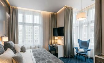 Hotel Kings Court