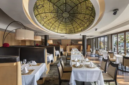 Beechwood Hotel Отели рядом с достопримечательностью «Lambda Chi Alpha»