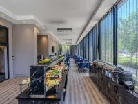 Marlen Hotel Bayraklı Hotels near Bornova Forum