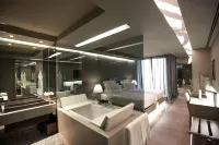 The Vine Hotel