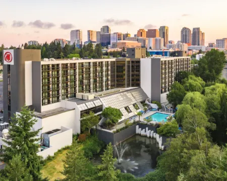 Hilton Bellevue Hotels in Bellevue