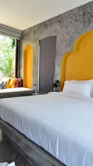 Private Horizon Pool Villa