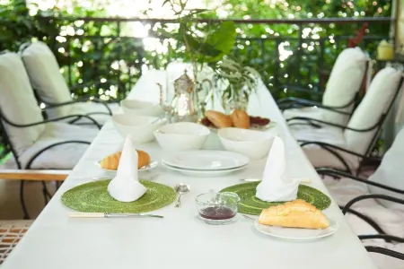 Little Forest Guest House Отели рядом с достопримечательностью «Йоханнесбург Зу»