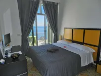 Hotel Holiday - balcony