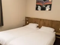 Holiday Home in Gelderland Near Nature Trails Hotels near Dolfijn Watersport & Recreatie