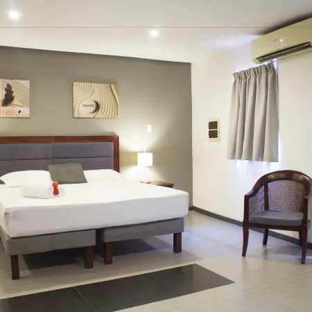 Curacao Suites Hotel