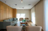 海法萊昂納多酒店 - 酒吧