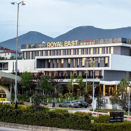 Royal East Resort