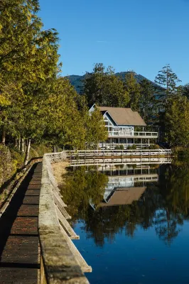 Embarc Ucluelet - 4-Sterne