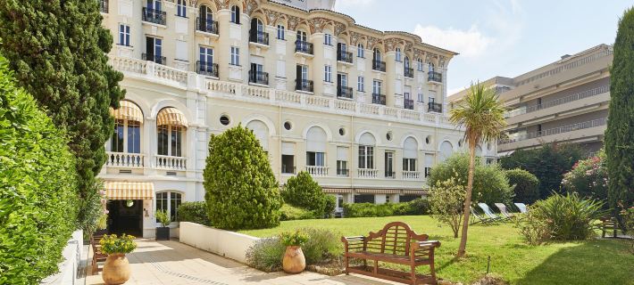 Residence Vacances Bleues le Mediterranée Отели в г. Сен-Рафаэль