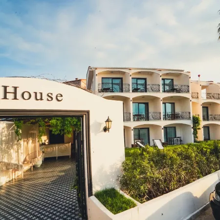 Cunda House Kucuk Otel