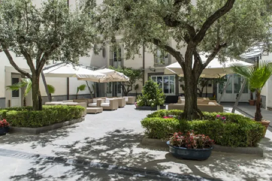 パラッツォ カラッチョロ ナポリ